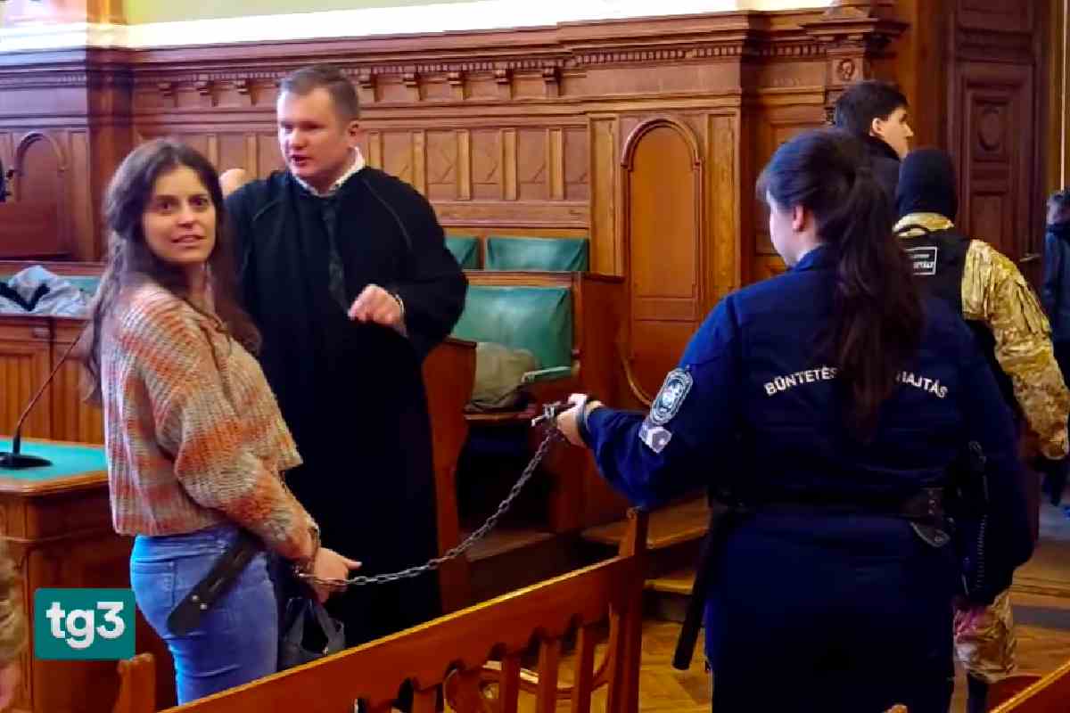 Ilaria Salis in tribunale a Budapest