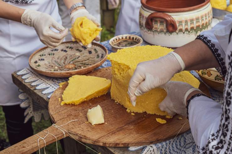 Chi ha detto che la polenta si mangia solo al Nord Italia? Anche Roma ha la sua sagra