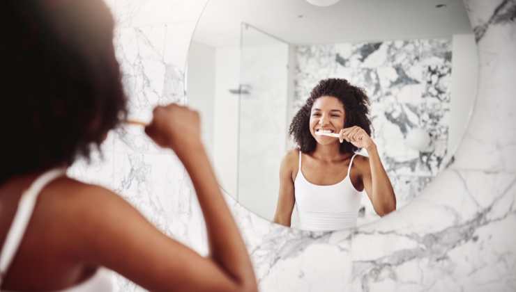 Come lavare denti correttamente 